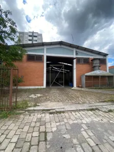 Prédio Comercial para alugar, 430m² no Cruzeiro, Caxias do Sul