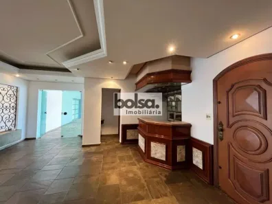 Casa com 4 Quartos para alugar, 470m² no Jardim Brasil, Bauru
