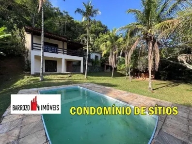 Fazenda/Sítio com 4 Quartos à venda, 2400m² no Papucaia, Cachoeiras de Macacu