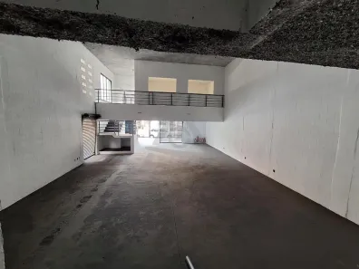 Ponto Comercial para alugar, 311m² no Cambuí, Campinas