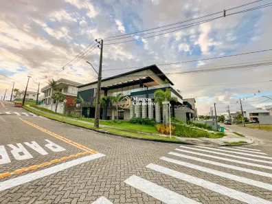 Casa de Condomínio com 4 Quartos à venda, 316m² no Cidade Alpha, Eusébio