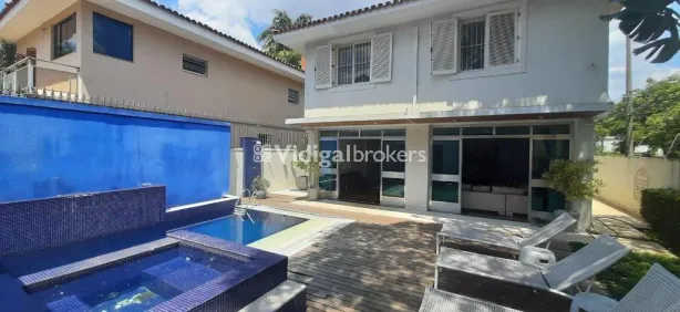 Casa com 4 Quartos à venda, 375m² no Vila Madalena, São Paulo
