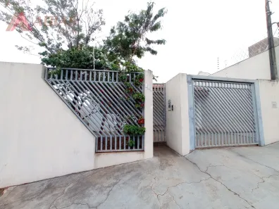 Casa com 3 Quartos para alugar, 130m² no Jardim Hikari, São Carlos