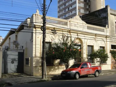 Casa com 5 Quartos à venda, 237m² no Centro, Santa Maria