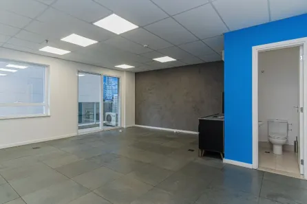 Sala Comercial à venda, 41m² no Vila Gertrudes, São Paulo