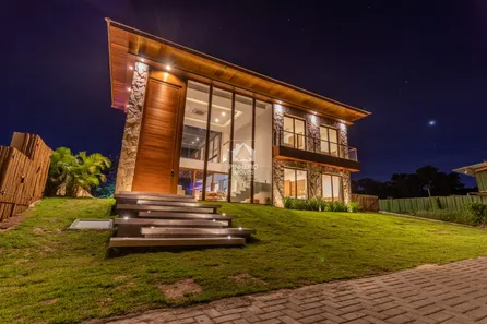 Casa de Condomínio com 7 Quartos à venda, 700m² no , Mata de São João