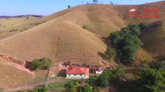 Fazenda/Sítio com 3 Quartos à venda, 100m² no , Cunha