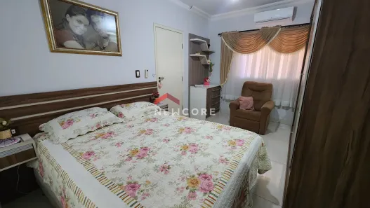Casa com 3 Quartos à venda, 160m² no Conjunto Café, Londrina