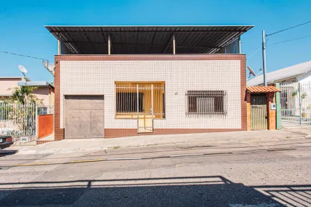 Casa com 3 Quartos à venda, 132m² no Jardim Glória, Juiz de Fora