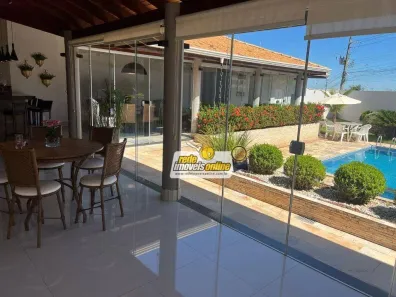 Casa com 4 Quartos à venda, 330m² no Jardim São Bento, Uberaba