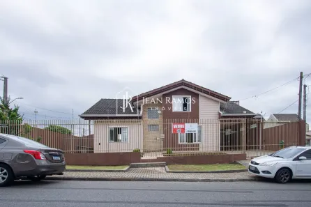 Sobrado com 3 Quartos à venda, 190m² no Xaxim, Curitiba