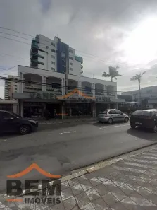 Casa com 4 Quartos para alugar, 250m² no Centro, Itajaí