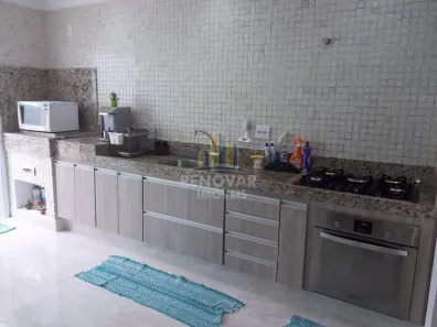 Sobrado com 4 Quartos à venda, 223m² no Vila Oliveira, Mogi das Cruzes