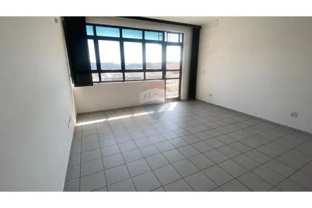 Sala Comercial com 1 Quarto para alugar, 48m² no Vila Embaré, Valinhos