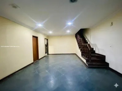 Casa com 4 Quartos à venda, 286m² no Centro, Nova Iguaçu