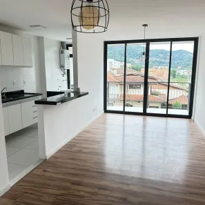 Apartamento com 2 Quartos à venda, 78m² no Corrêas, Petrópolis