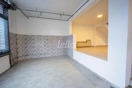 Prédio Comercial para alugar, 129m² no Vila Gomes Cardim, São Paulo