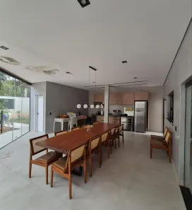 Sobrado com 5 Quartos para alugar, 260m² no Parque Nova Jandira, Jandira