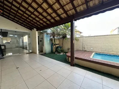 Casa de Condomínio com 3 Quartos para alugar, 140m² no Vila Oliveira, Mogi das Cruzes