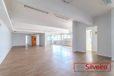 Sala Comercial para alugar, 179m² no Rio Branco, Porto Alegre