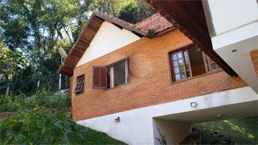 Casa de Condomínio com 4 Quartos para alugar, 317m² no Caraguatá, Mairiporã