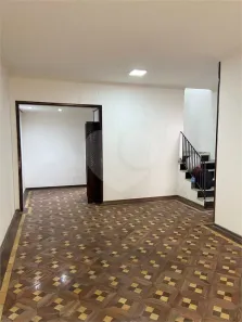 Sobrado com 3 Quartos à venda, 250m² no Jardim Itacolomi, São Paulo