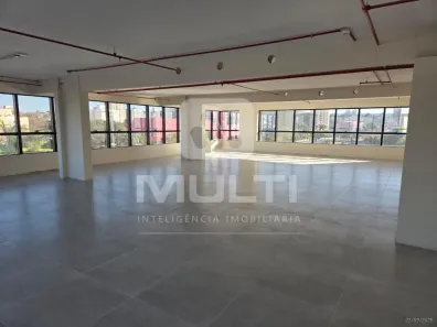Sala Comercial com 1 Quarto para alugar, 210m² no Tabajaras, Uberlândia