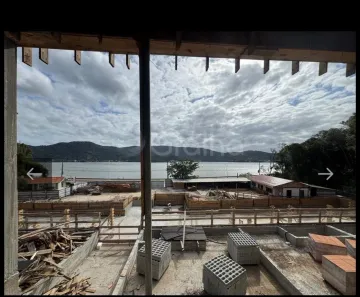 Casa com 3 Quartos à venda, 236m² no Lagoa da Conceição, Florianópolis