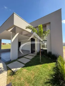 Casa com 3 Quartos à venda, 130m² no Aeroporto, Araçatuba