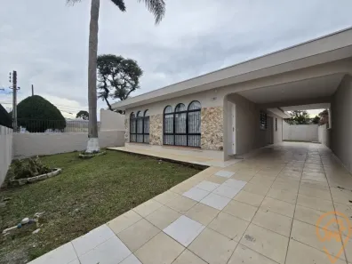 Casa com 3 Quartos para alugar, 121m² no Boqueirão, Curitiba