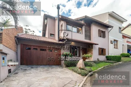 Sobrado com 4 Quartos à venda, 260m² no Cavalhada, Porto Alegre