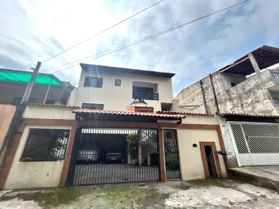 Sobrado com 4 Quartos à venda, 240m² no Jardim do Engenho, Cotia