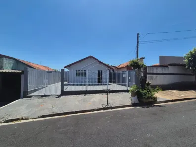 Casa com 3 Quartos à venda, 47m² no Núcleo Residencial Edison Bastos Gasparini, Bauru
