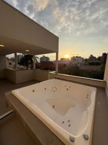 Casa com 3 Quartos à venda, 200m² no Praia dos Amores, Balneário Camboriú