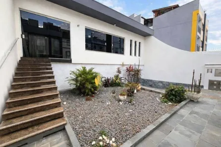 Casa com 3 Quartos para alugar, 400m² no Vila Assunção, Santo André