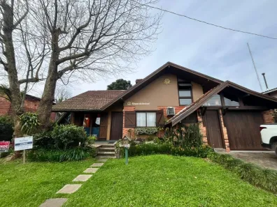 Casa com 4 Quartos à venda, 160m² no Prinstrop, Gramado
