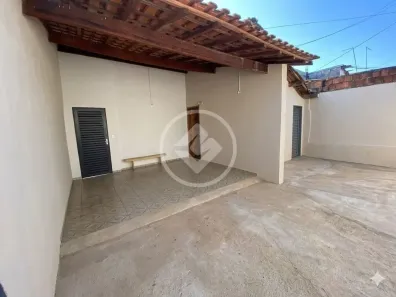 Casa com 4 Quartos à venda, 111m² no Conjunto Habitacional Doutor Antônio Villela Silva, Araçatuba