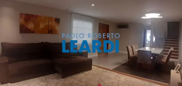 Sobrado com 3 Quartos à venda, 316m² no Jardim Bom Pastor, Santo André