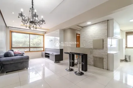 Apartamento com 2 Quartos para alugar, 75m² no Vila Jardim, Porto Alegre