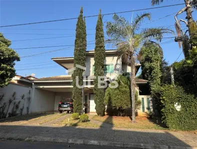 Casa de Condomínio com 3 Quartos à venda, 295m² no Jardim Atlântico, Goiânia