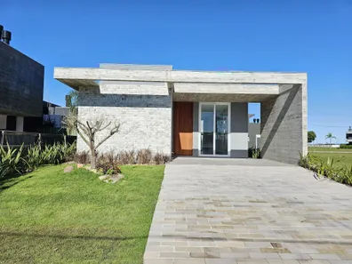 Casa de Condomínio com 3 Quartos à venda, 135m² no , Capão da Canoa