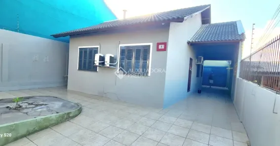 Casa com 4 Quartos à venda, 135m² no Jardim Algarve, Alvorada