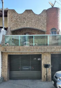 Sobrado com 3 Quartos à venda, 150m² no Parque Gerassi, Santo André