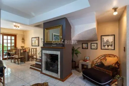 Casa de Condomínio com 3 Quartos para alugar, 173m² no Pedra Redonda, Porto Alegre