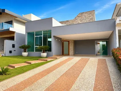 Casa de Condomínio com 3 Quartos à venda, 218m² no Jardins Madri, Goiânia