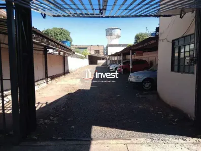 com 1 Quarto para alugar, 500m² no São Benedito, Uberaba
