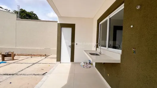 Casa com 4 Quartos à venda, 234m² no Uruguai, Teresina