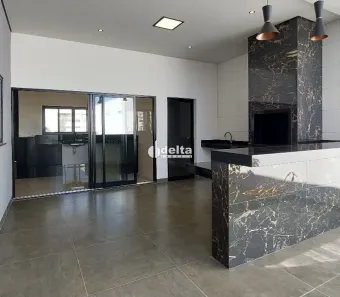Casa com 3 Quartos à venda, 180m² no Bosque dos Buritis, Uberlândia