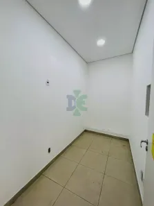 Ponto Comercial com 4 Quartos para alugar, 160m² no Centro, Jacareí