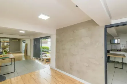 Casa com 4 Quartos à venda, 337m² no Chácara das Pedras, Porto Alegre